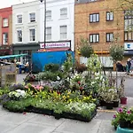 Stylish Portobello Road 2 Bedroom Easy Access